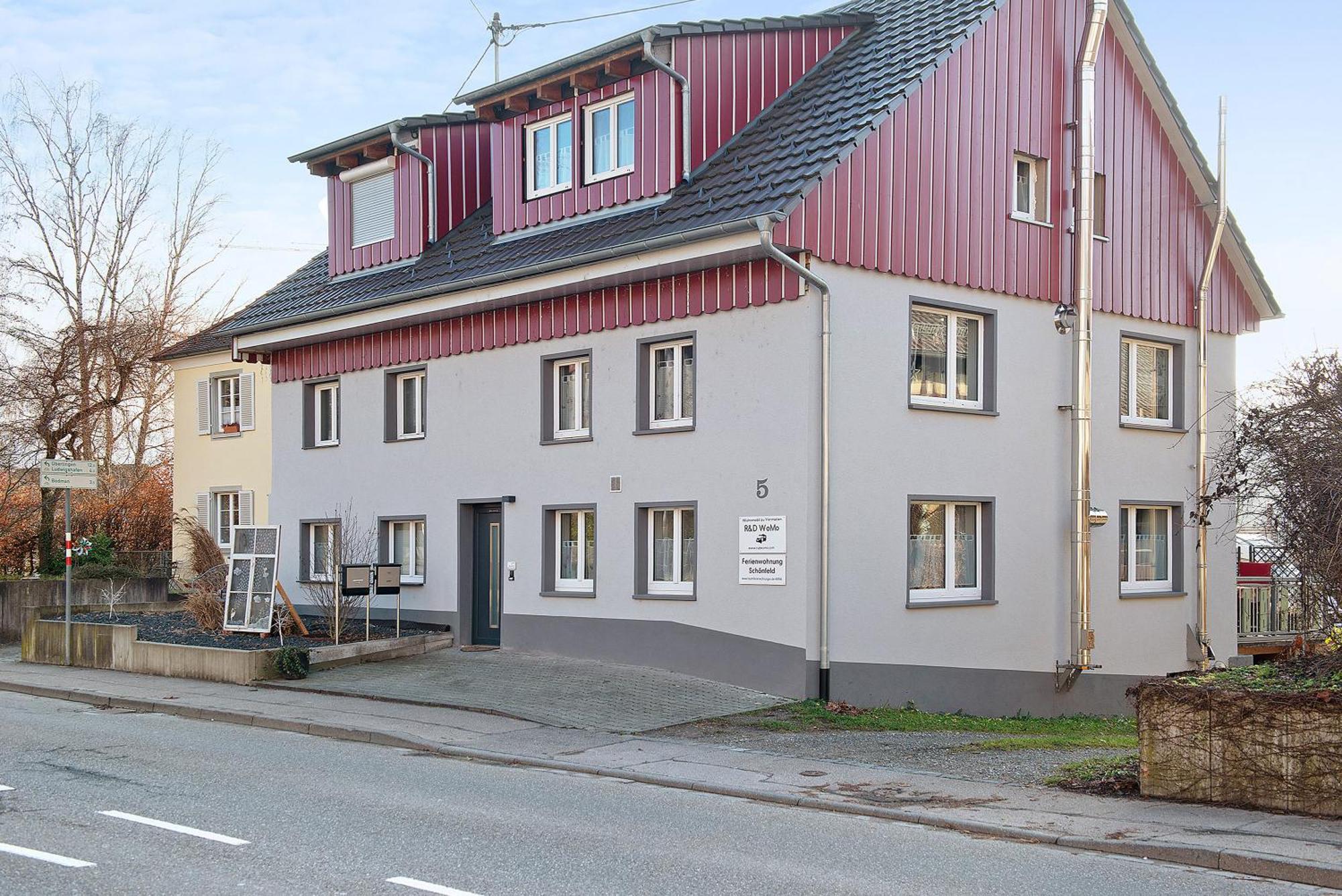Schoenfeld Apartment *